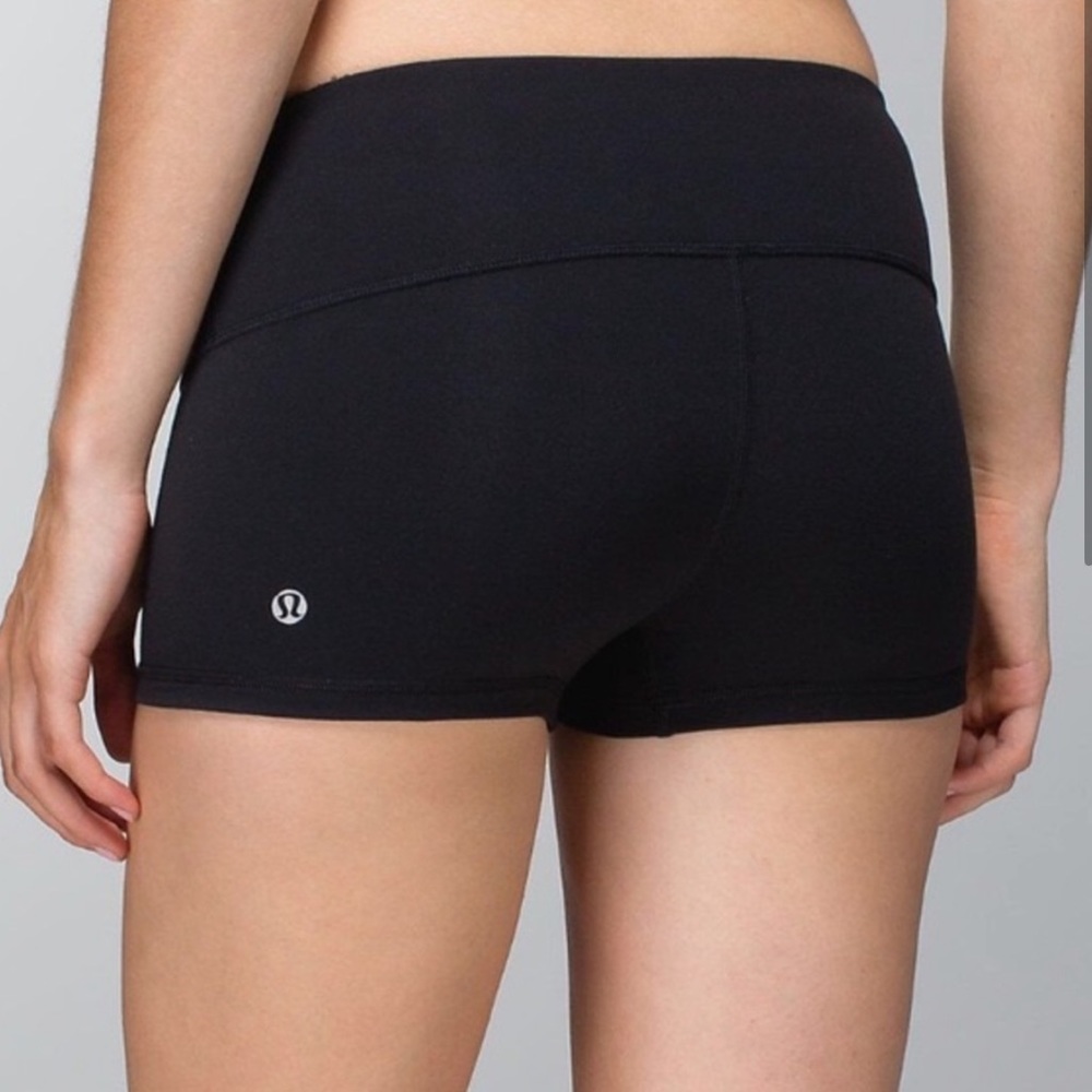 Lululemon black spandex shorts size 8